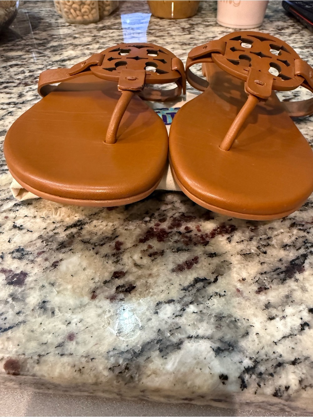 Tory Burch Brown Leather Logo Thong Sandals - Picture 4 of 7